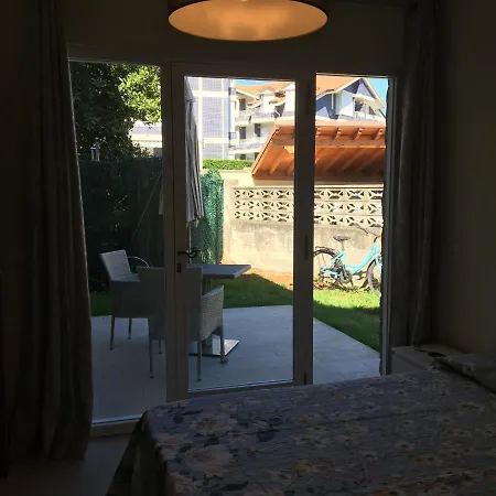 Casa Con Jardín Сasa de vacaciones *