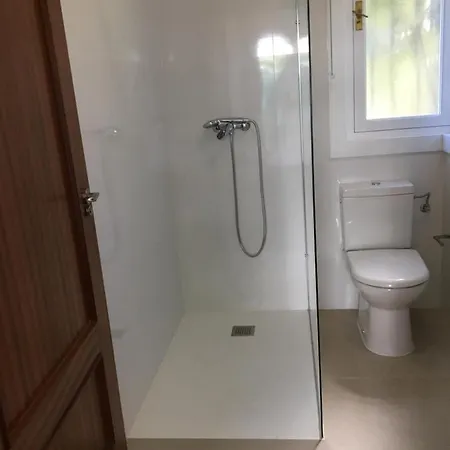 Casa Con Jardin Con 2 Alojamientos, Con Jardines No Compartidos Y Aparcamiento Privado * Noja