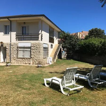 Casa Con Jardin Con 2 Alojamientos, Con Jardines No Compartidos Y Aparcamiento Privado Holiday home Noja