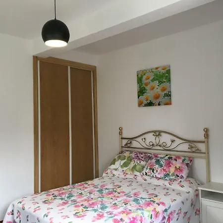 Casa Con Jardín Noja