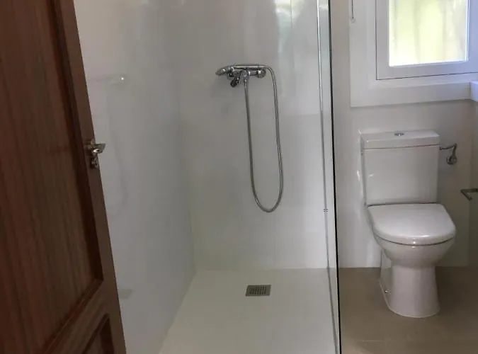 Casa Con Jardin Con 2 Alojamientos, Con Jardines No Compartidos Y Aparcamiento Privado * Noja