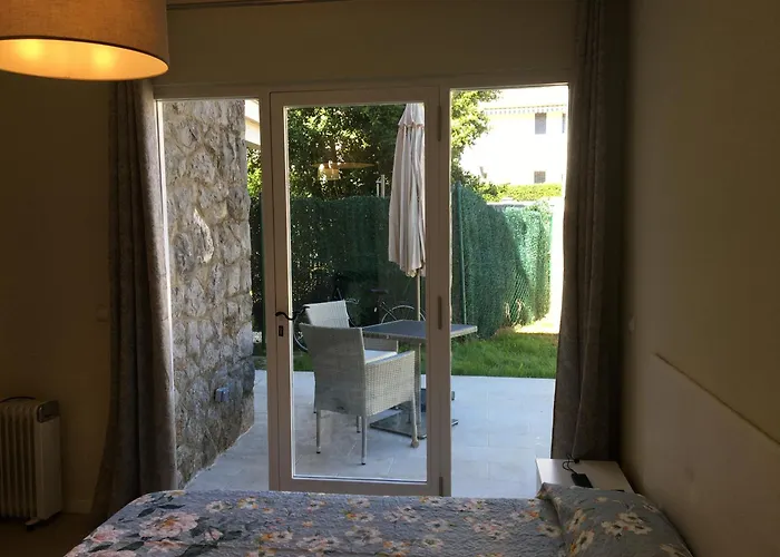 Casa Con Jardin Con 2 Alojamientos, Con Jardines No Compartidos Y Aparcamiento Privado Noja