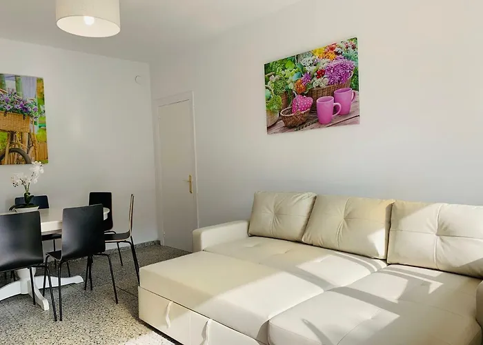 Casa Con Jardin Con 2 Alojamientos, Con Jardines No Compartidos Y Aparcamiento Privado Noja