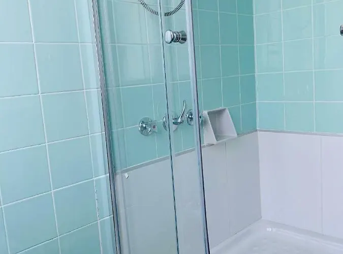 Casa Con Jardin Con 2 Alojamientos, Con Jardines No Compartidos Y Aparcamiento Privado * Noja