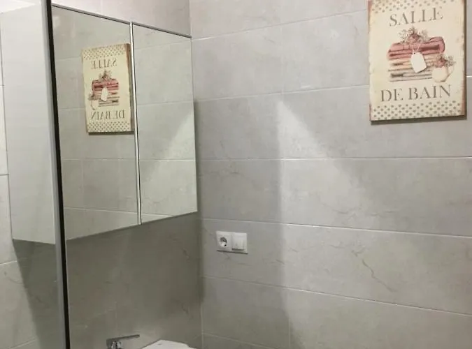 Casa Con Jardin Con 2 Alojamientos, Con Jardines No Compartidos Y Aparcamiento Privado Prázdninový dům