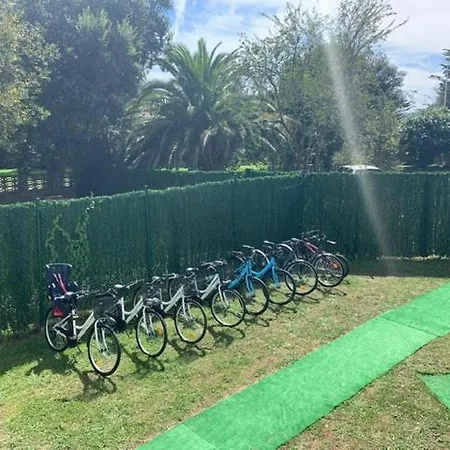 Nyaraló Casa Con Jardin Con 2 Alojamientos, Con Jardines No Compartidos Y Aparcamiento Privado Noja