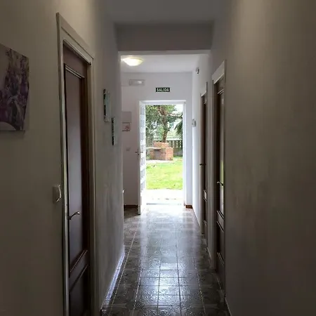 Casa Con Jardin Con 2 Alojamientos, Con Jardines No Compartidos Y Aparcamiento Privado * Noja