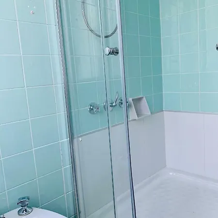 Casa Con Jardin Con 2 Alojamientos, Con Jardines No Compartidos Y Aparcamiento Privado * Noja