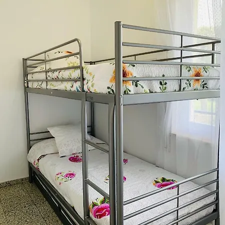 Nyaraló Casa Con Jardin Con 2 Alojamientos, Con Jardines No Compartidos Y Aparcamiento Privado *